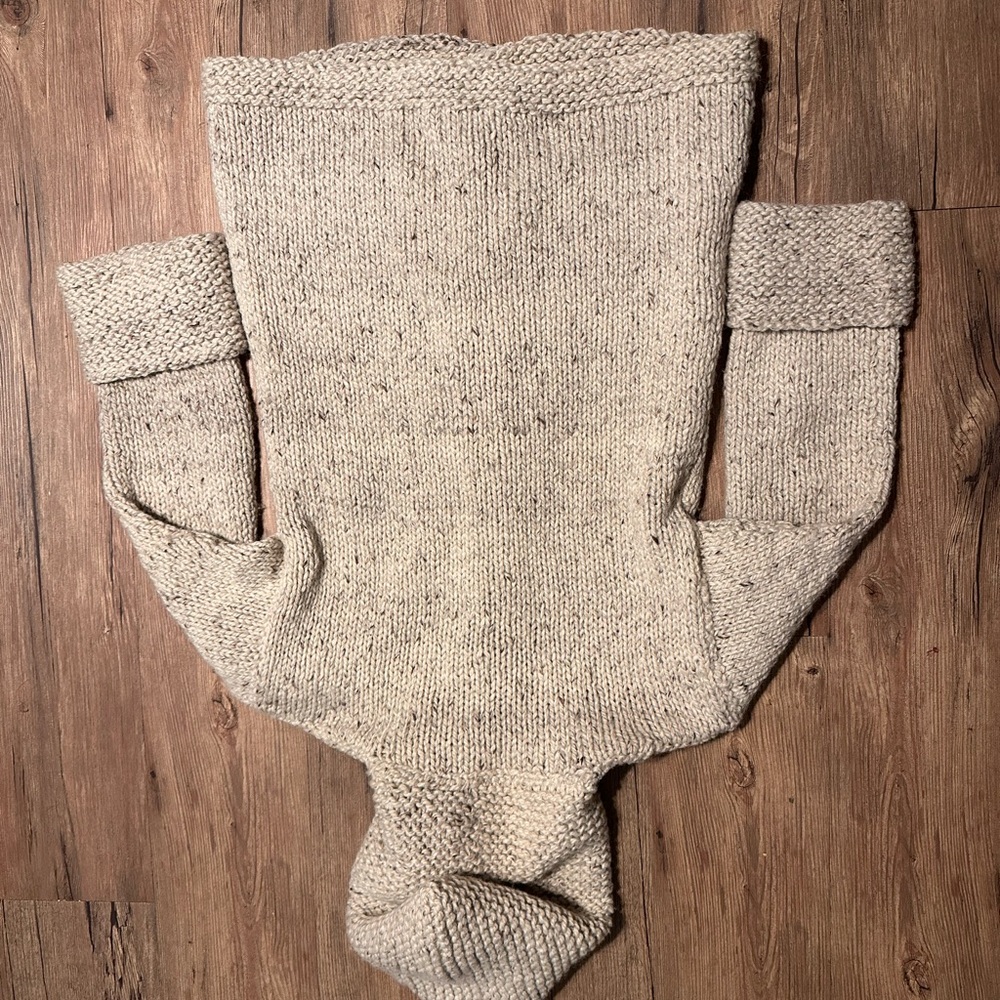 Handknit Sweater - Picture 6 of 7